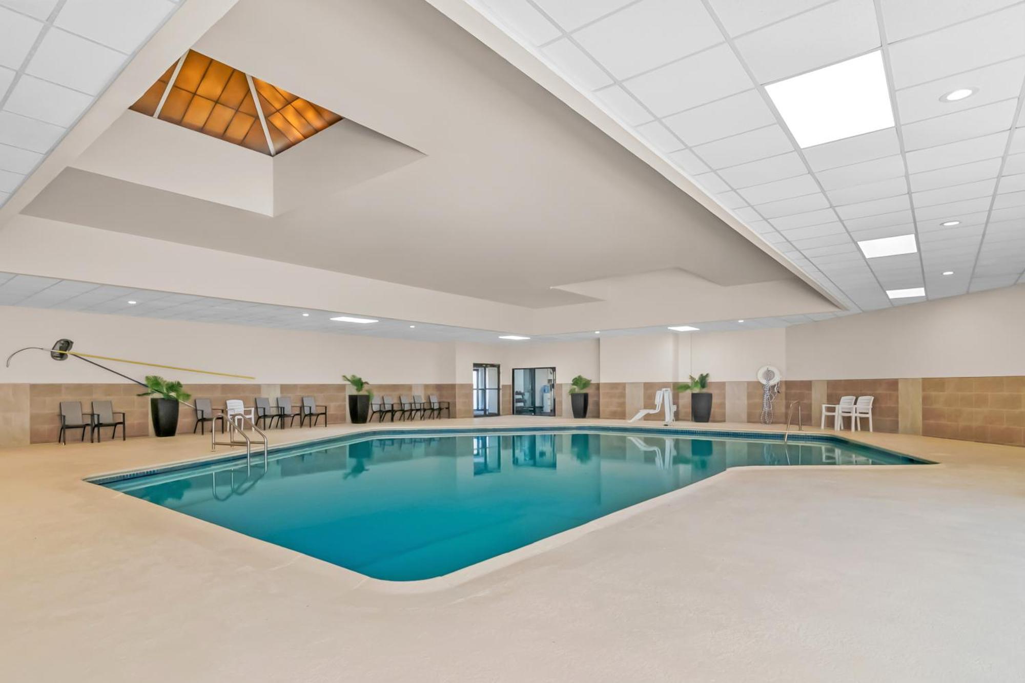 Clarion Inn North Haven Zewnętrze zdjęcie